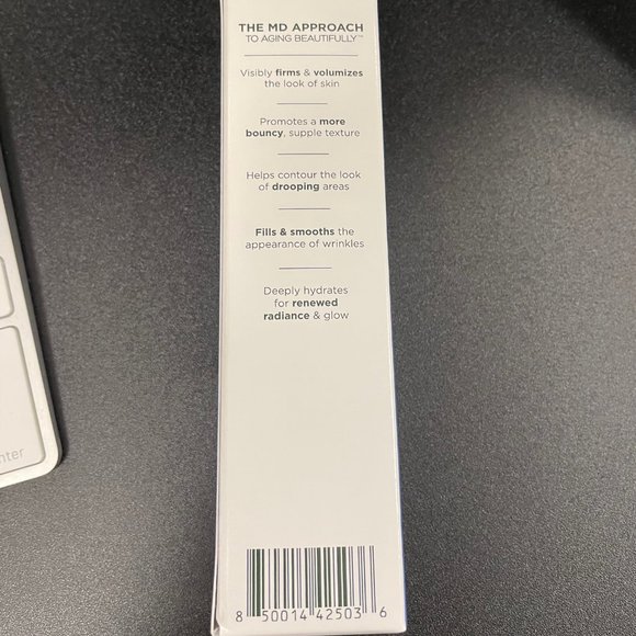 Beverly Hills MD Multi-Hyaluronic Acid Pumping Booster - Picture 4 of 6